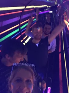Weihnachtsfeier im Schwarzlichtviertel